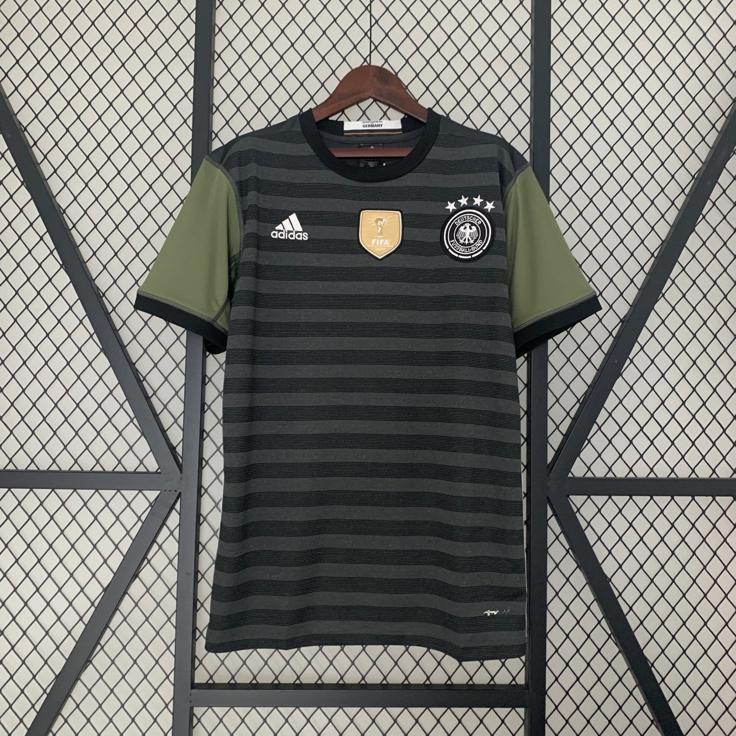 Alemanha 2016 Retro Alternativa