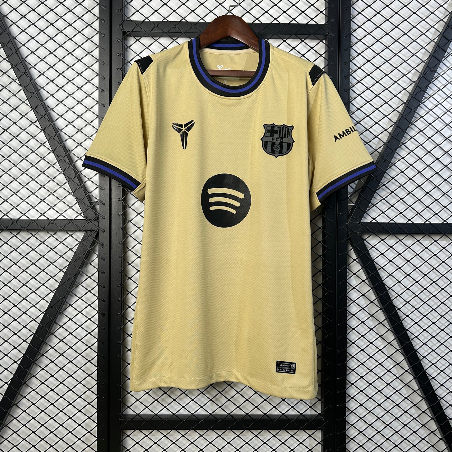 Barcelona 25/26 - Alternativa 1