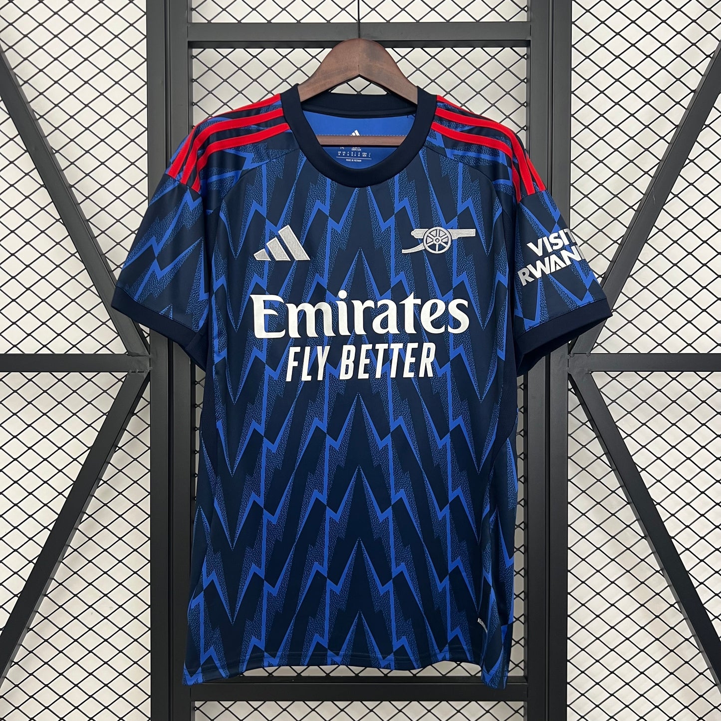 Arsenal 25/26 Alternativa