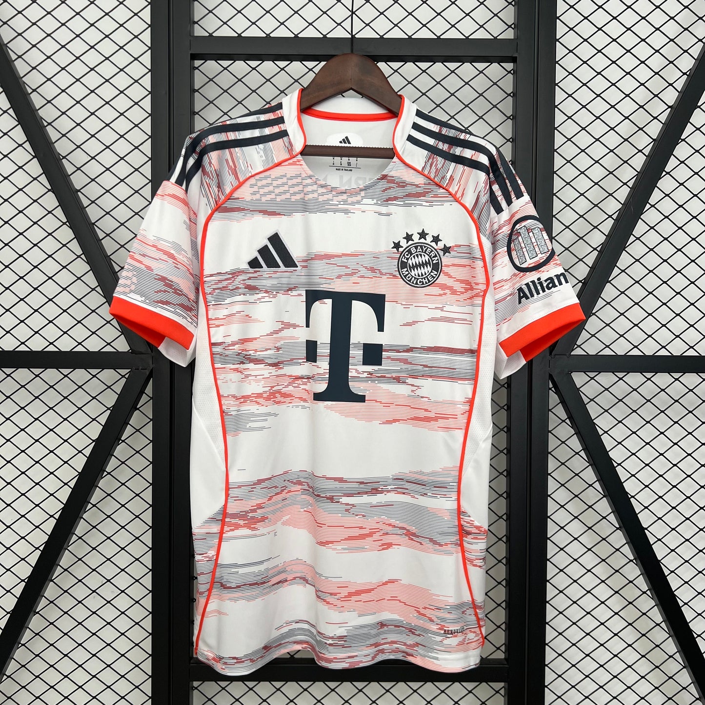 Bayern Munich 25/26 Alternativa 3