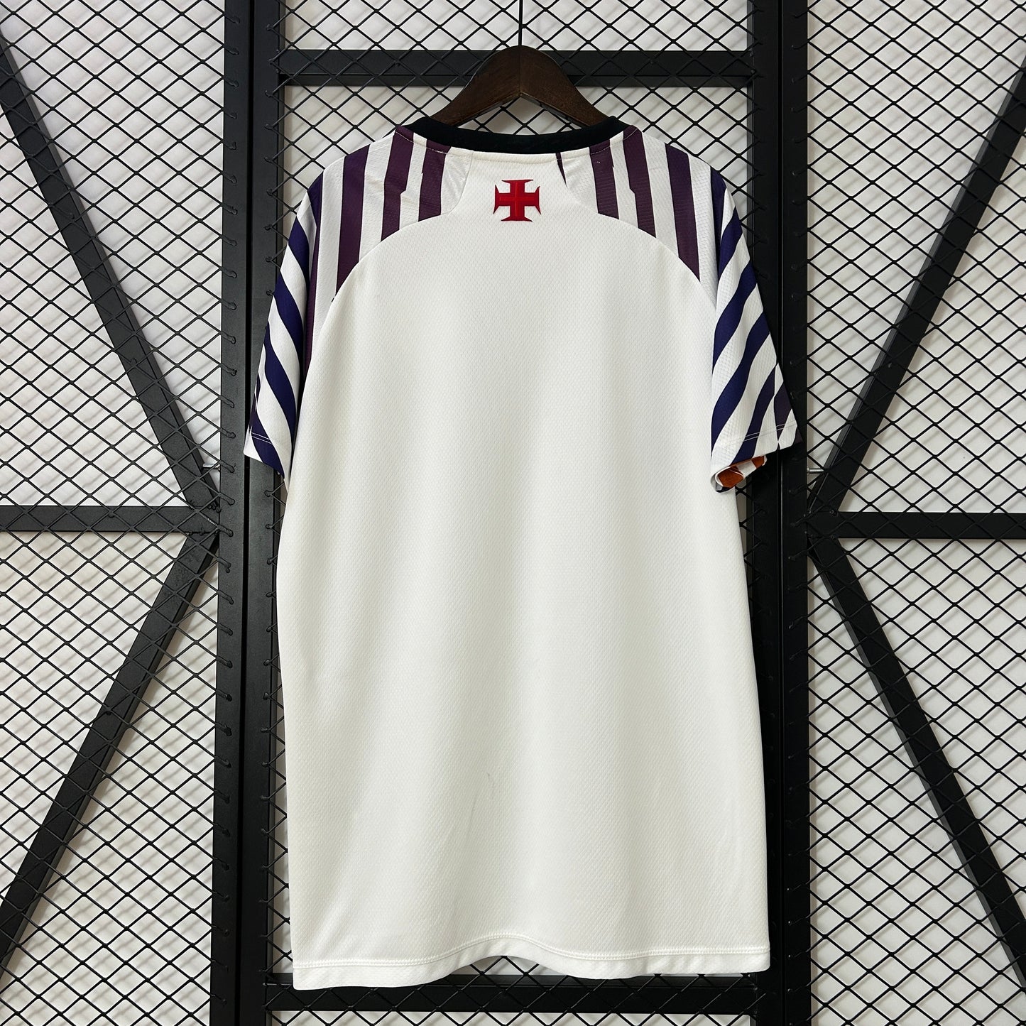 Vasco 24/25 White Limited