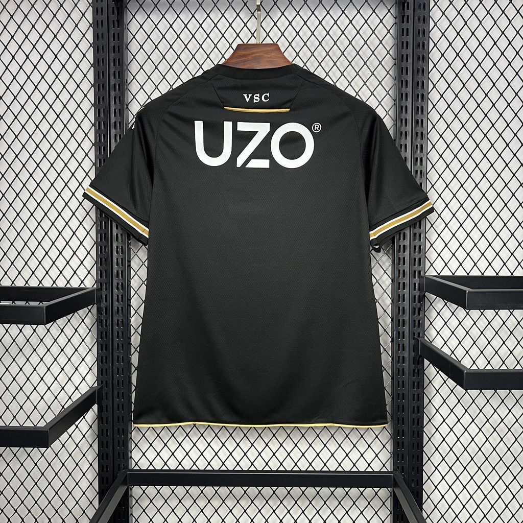 Guimarães 24/25 Alternativa