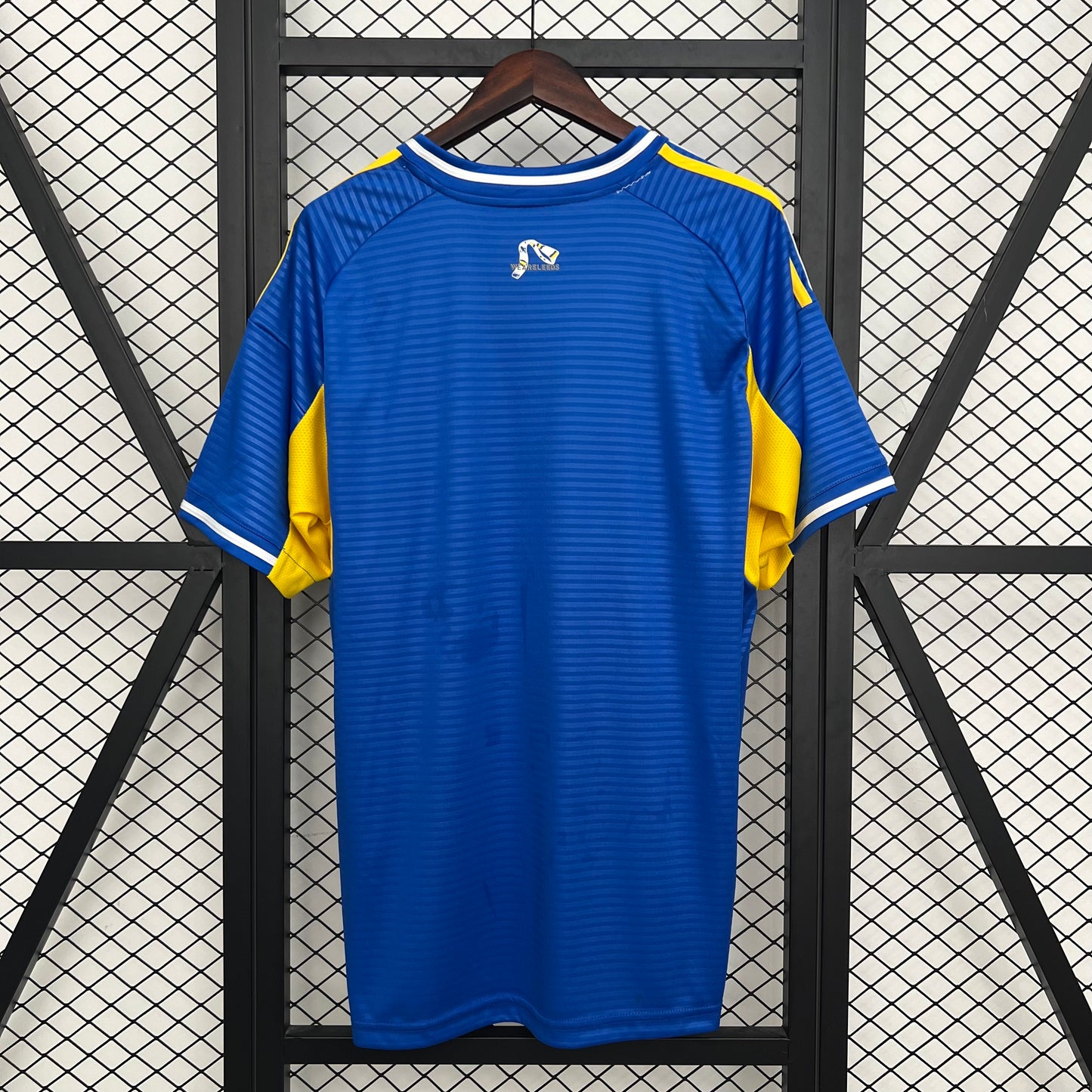 Leeds United 25/26 Alternativa