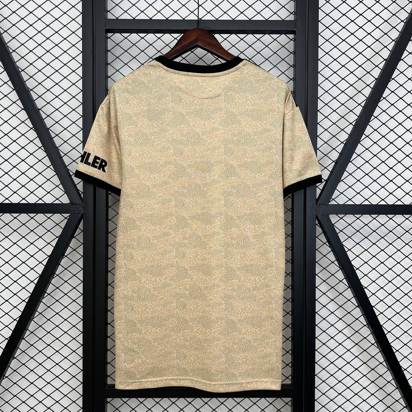 Manchester United Retro 19/20 Alternativa