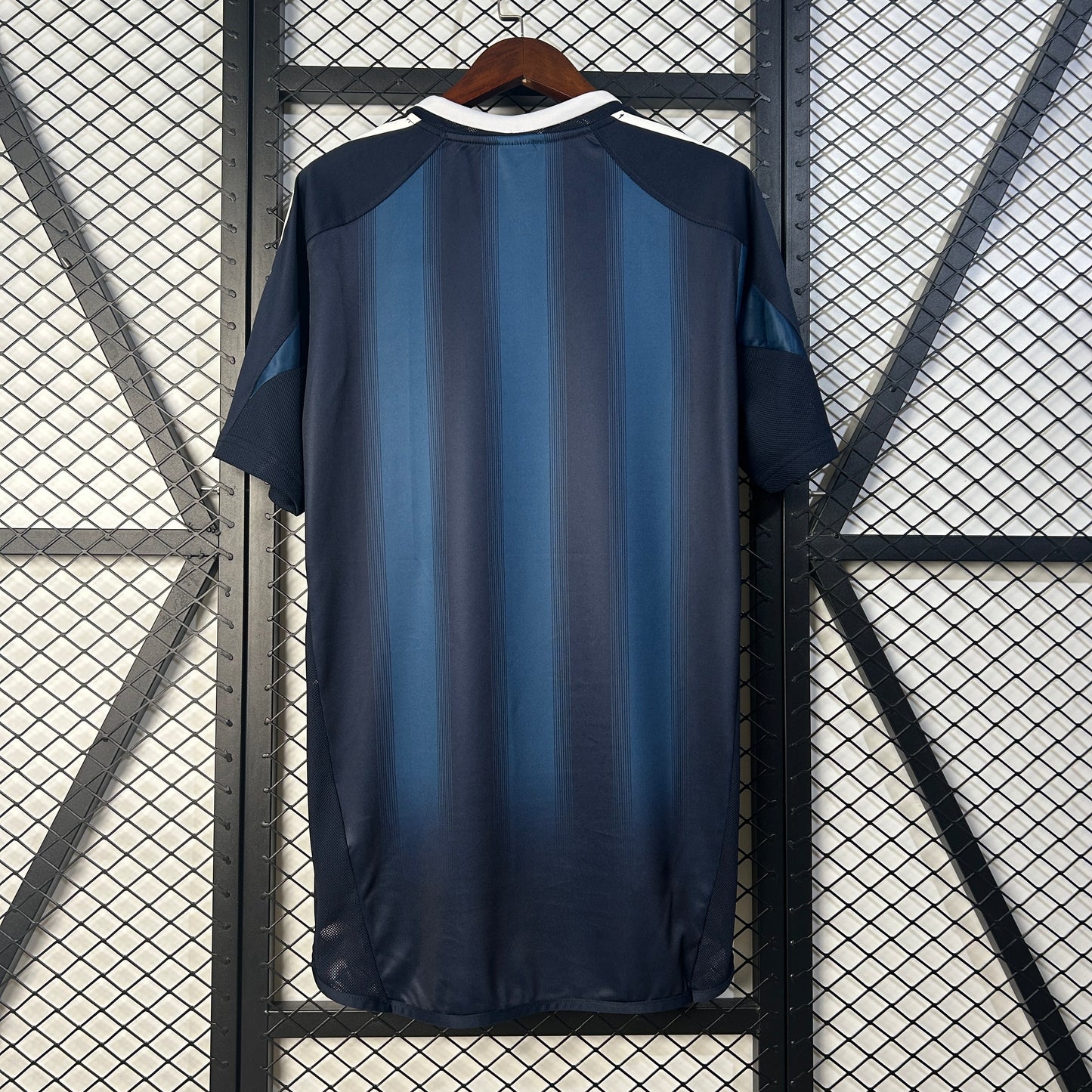 Newcastle United Retro 05/06 Alternativa