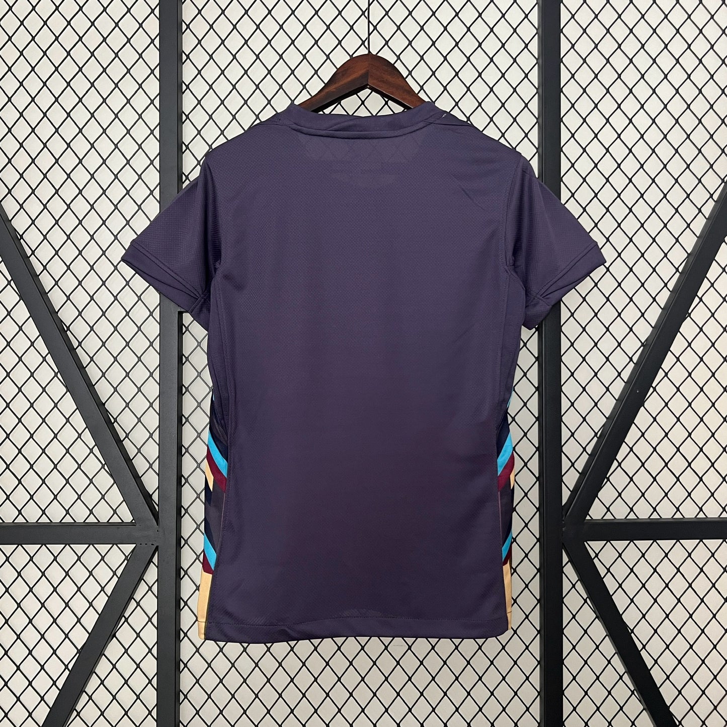 Inglaterra 2024 - Casa Feminino