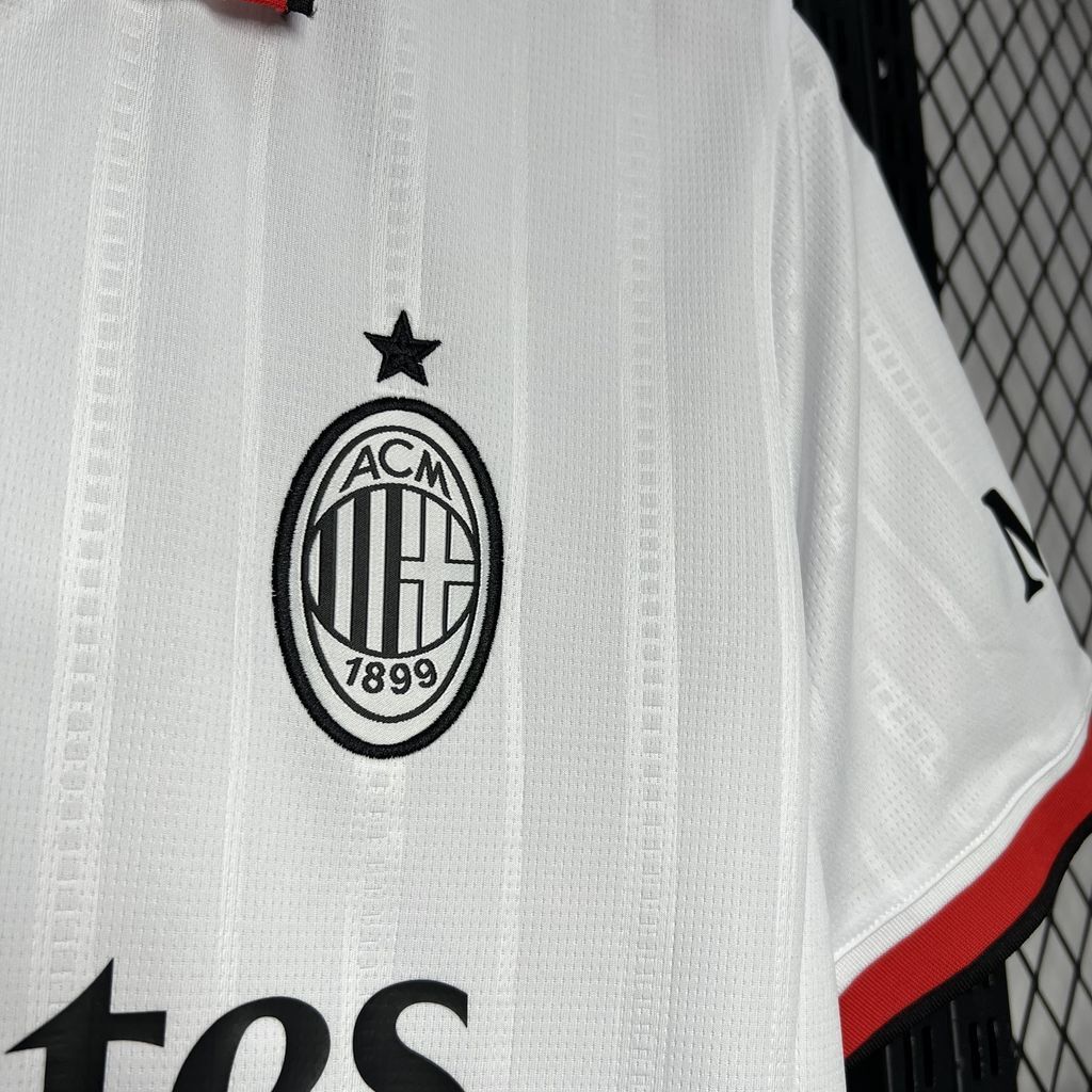 Milan 24/25 Alternativa