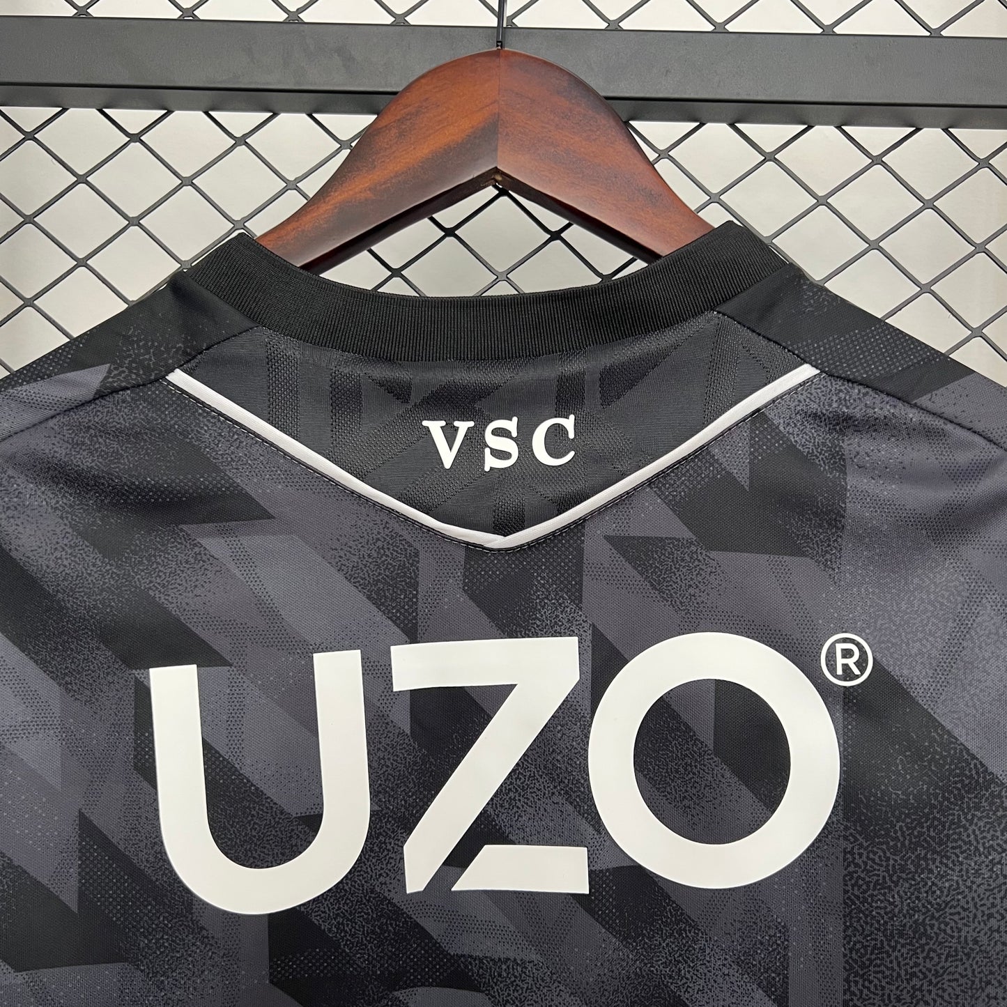 Guimarães 25/26 Alternativa