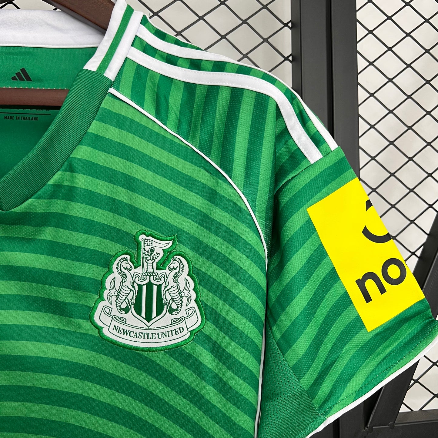 Newcastle United 25/26 Alternativa