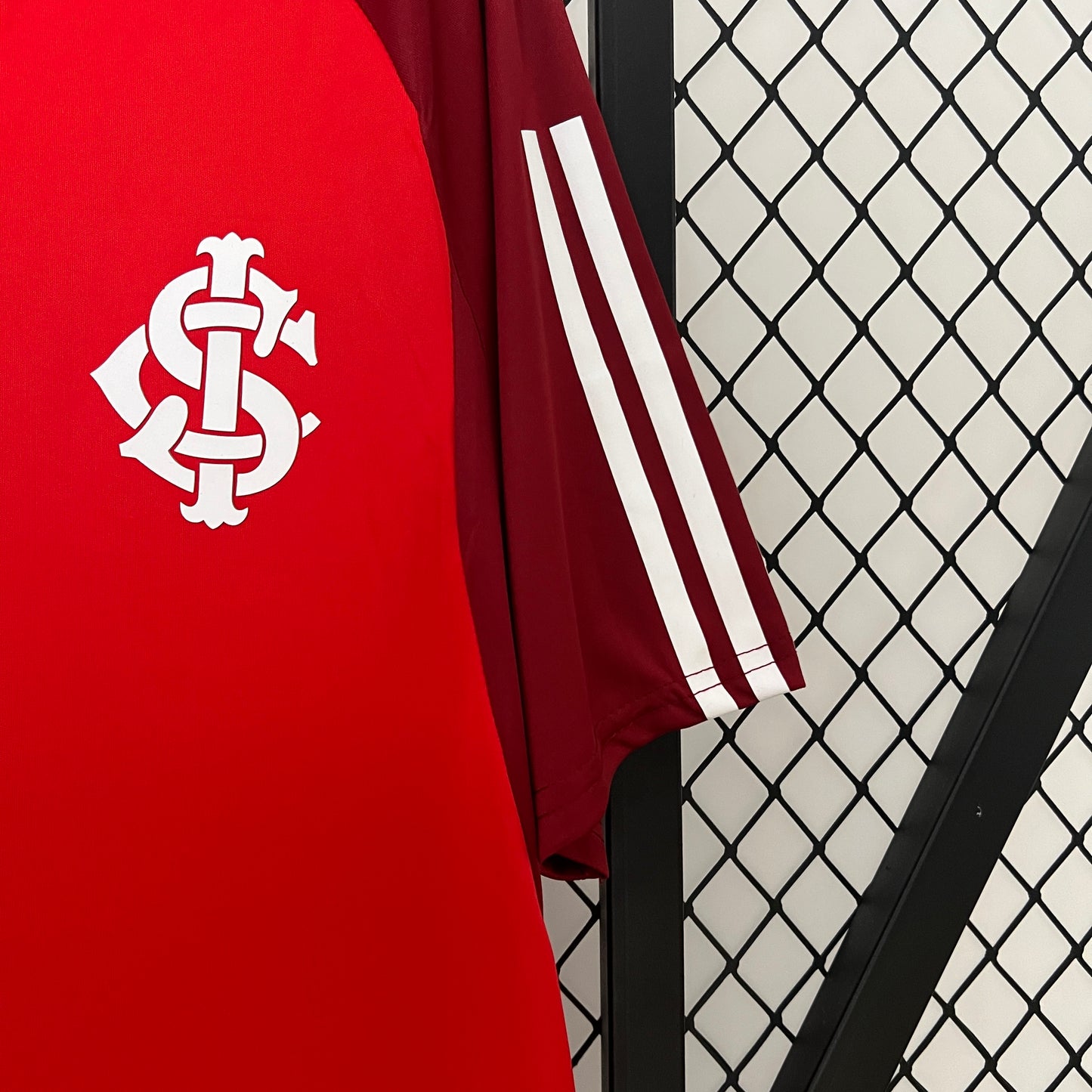 Internacional 24/25 Training Wear Red