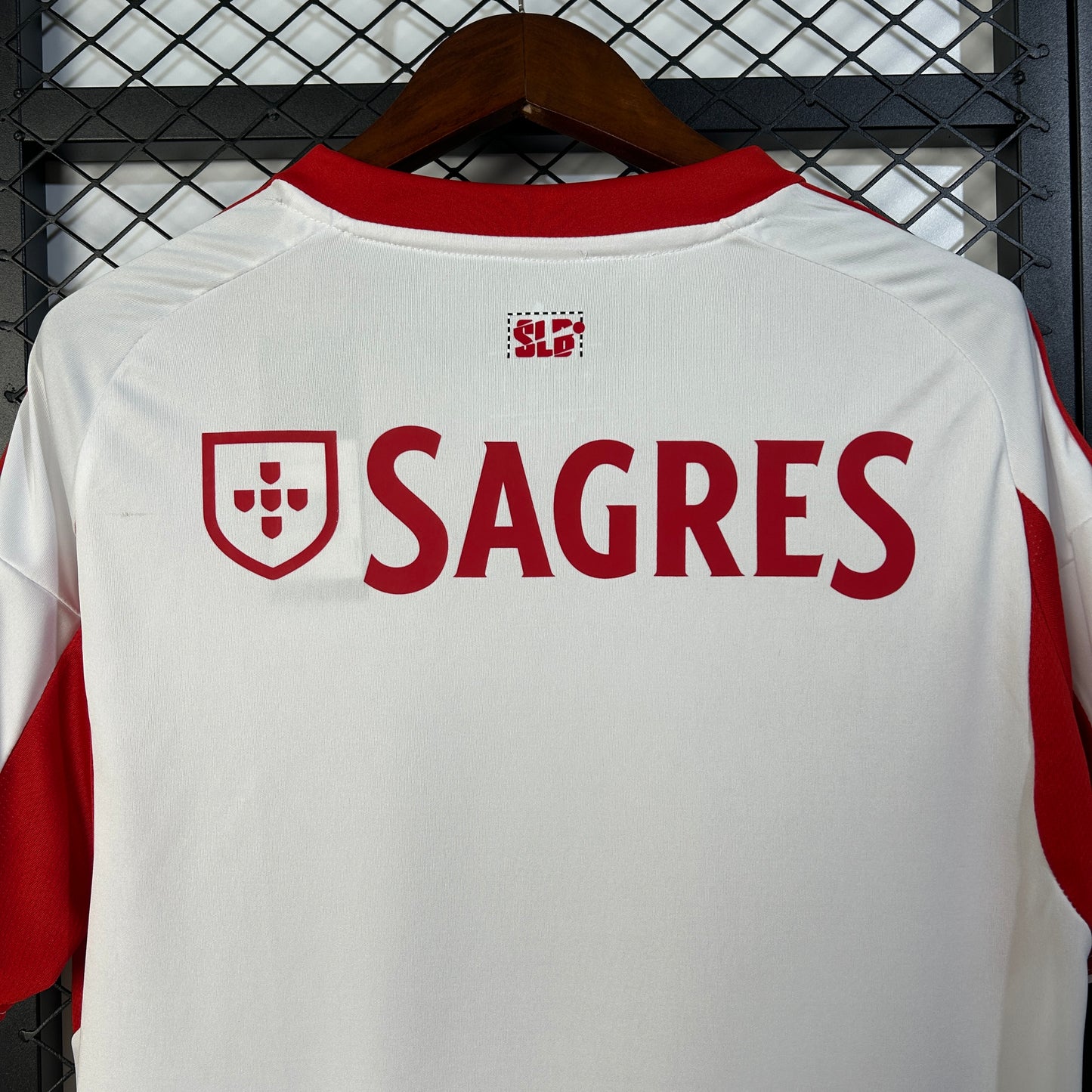 Benfica 25/26 Alternativa 3