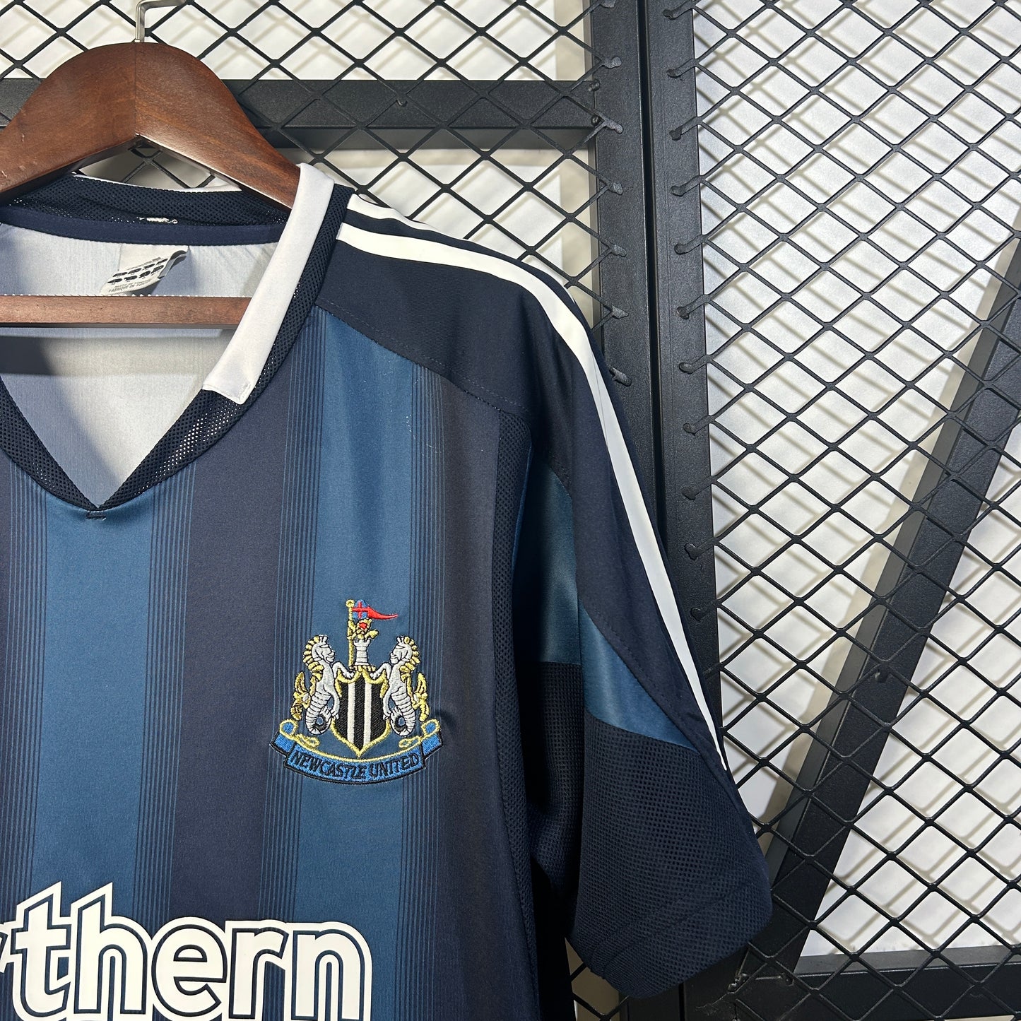 Newcastle United Retro 05/06 Alternativa