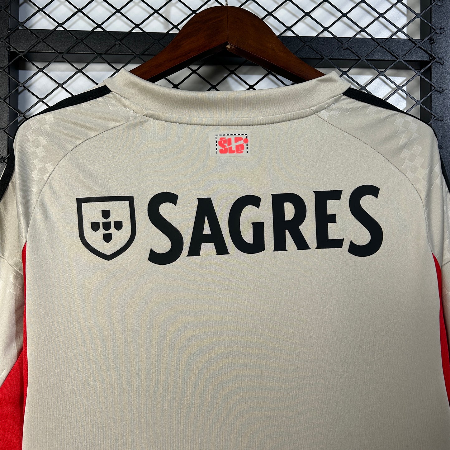 Benfica 25/26 Alternativa