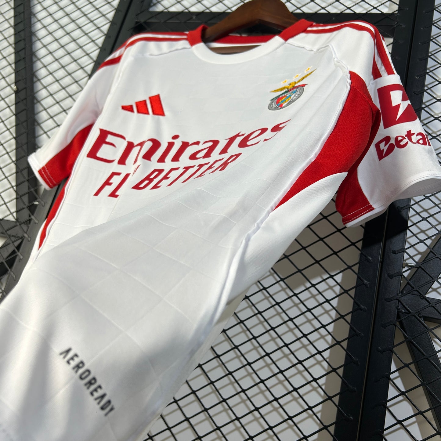Benfica 25/26 Alternativa 3