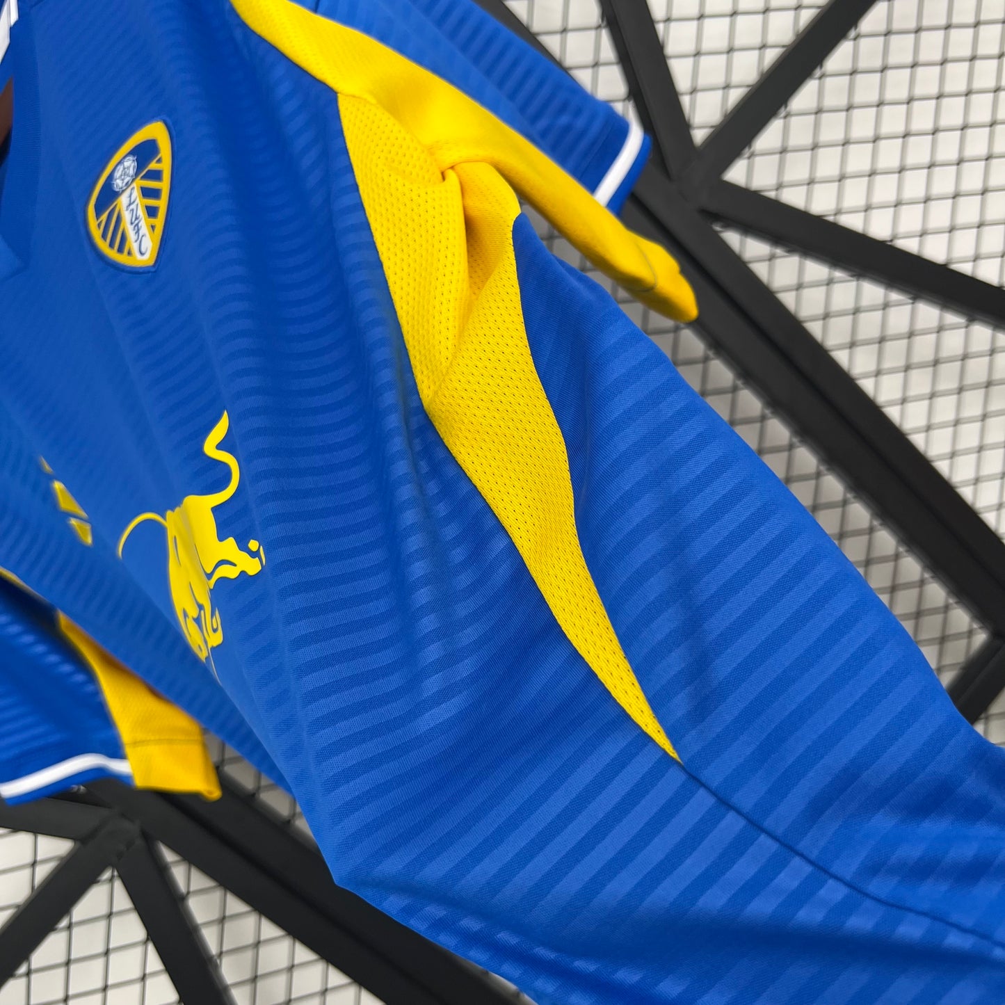 Leeds United 25/26 Alternativa