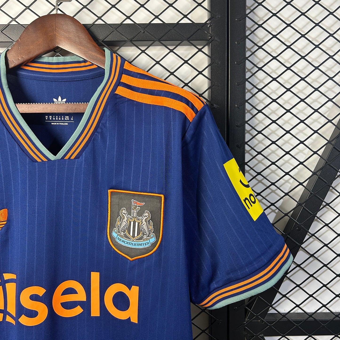 Newcastle United 25/26 Alternativa 3