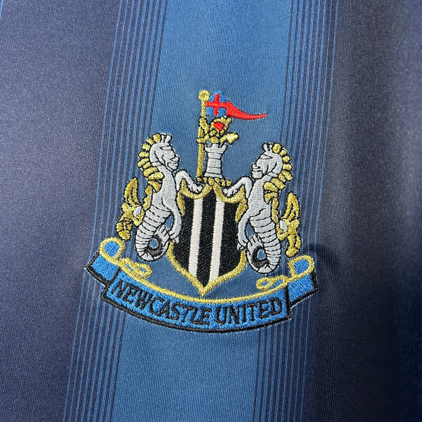 Newcastle United Retro 05/06 Alternativa