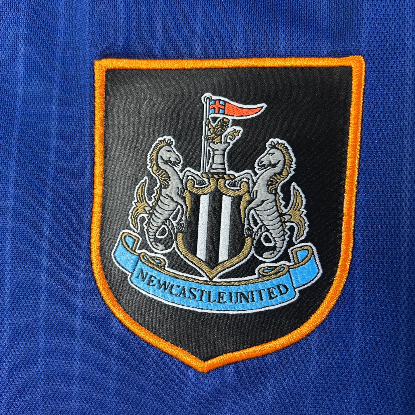 Newcastle United 25/26 Alternativa 3