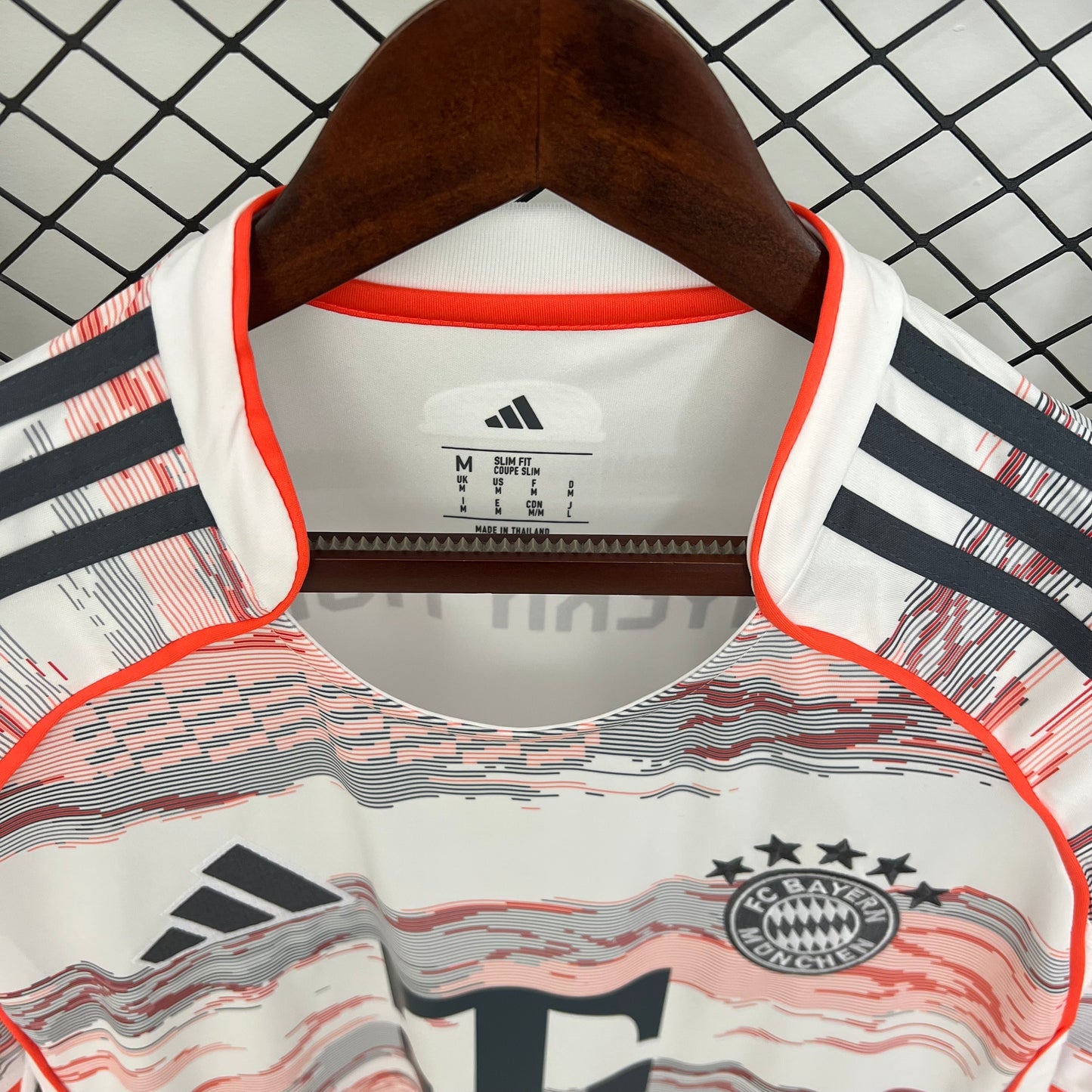 Bayern Munich 25/26 Alternativa 3