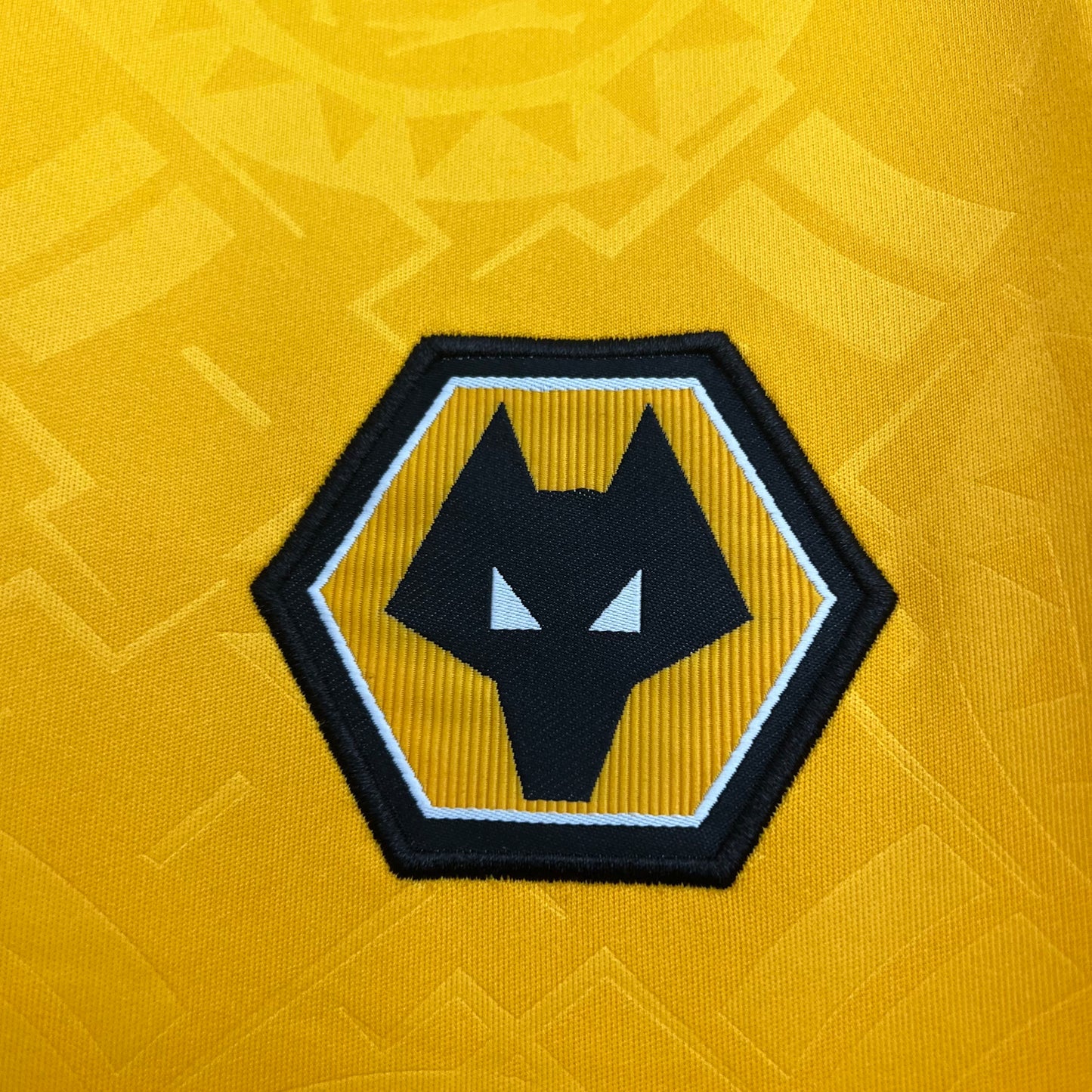 Wolves 25/26 Casa