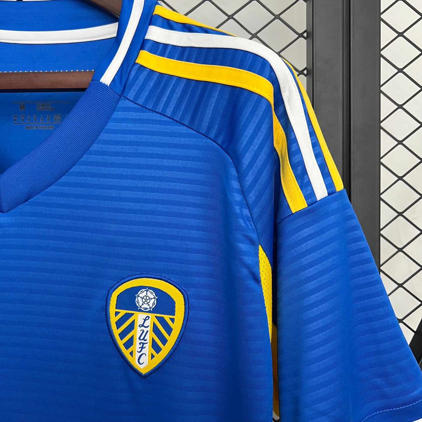 Leeds United 25/26 Alternativa