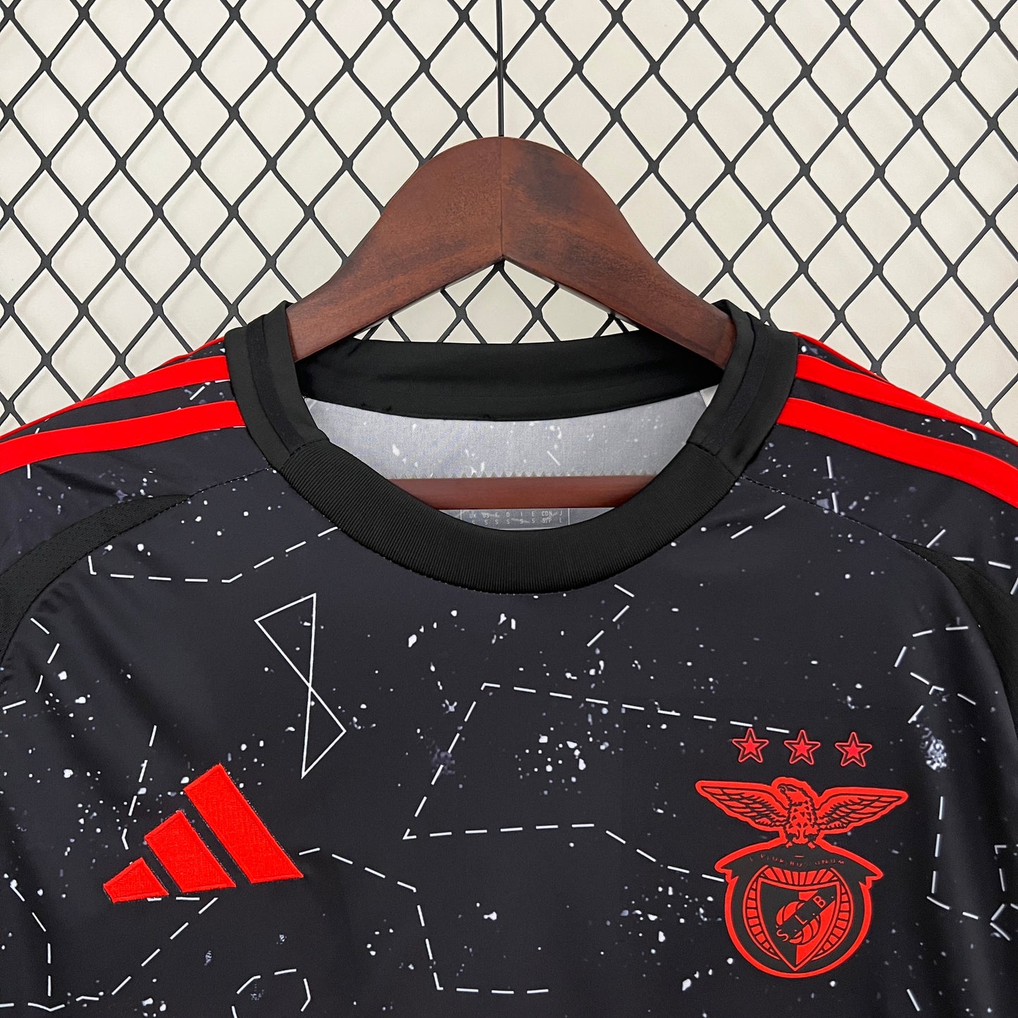 Benfica 24/25 Alternativa
