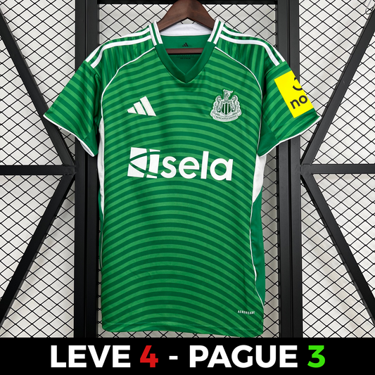 Newcastle United 25/26 Alternativa