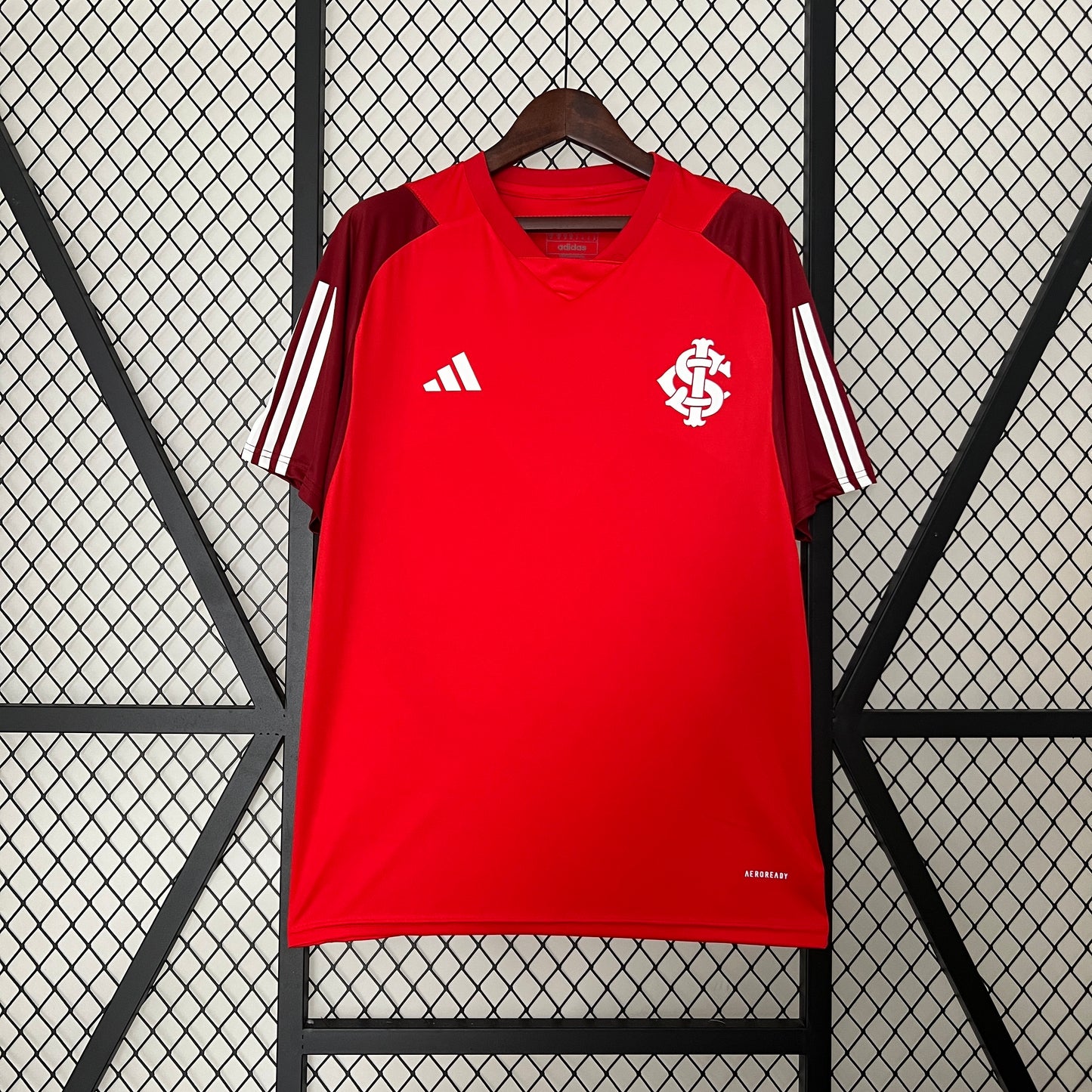 Internacional 24/25 Training Wear Red