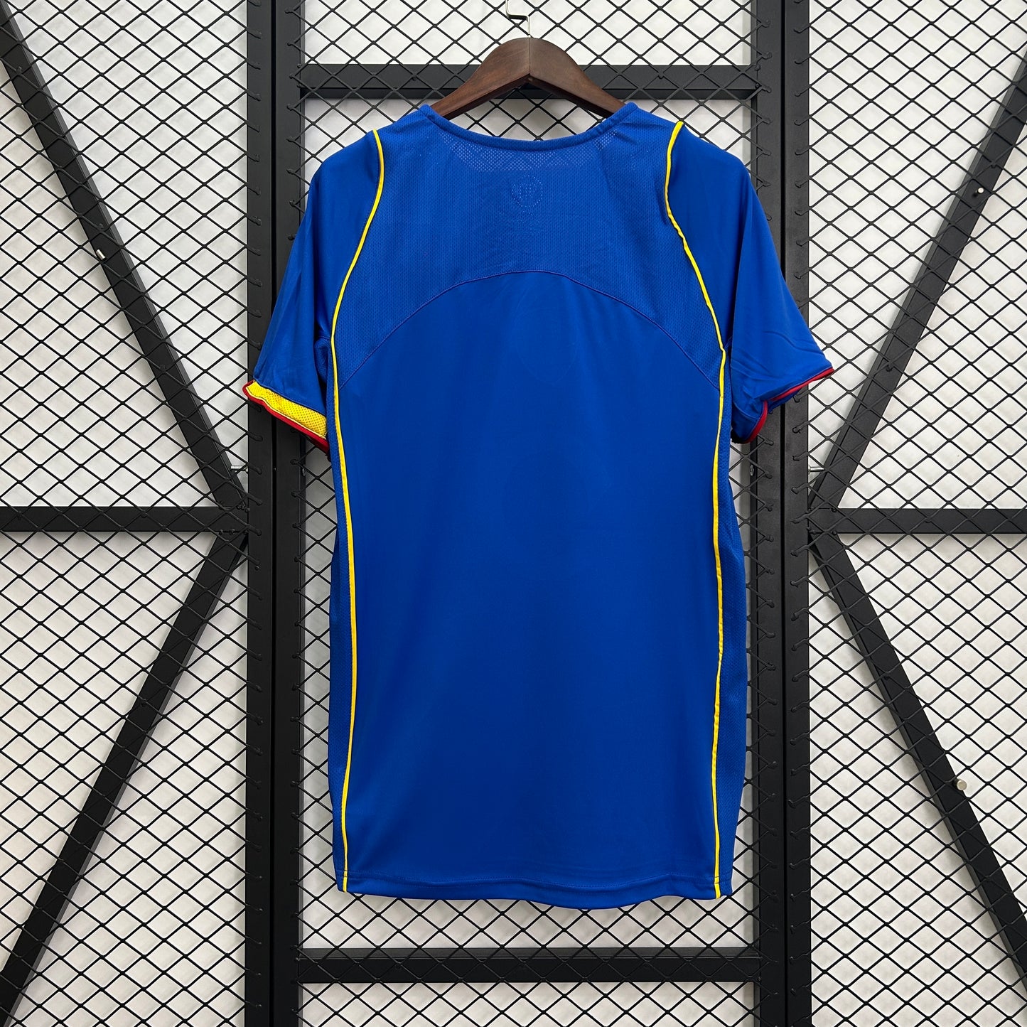 Arsenal Retro 04/05 Alternativa