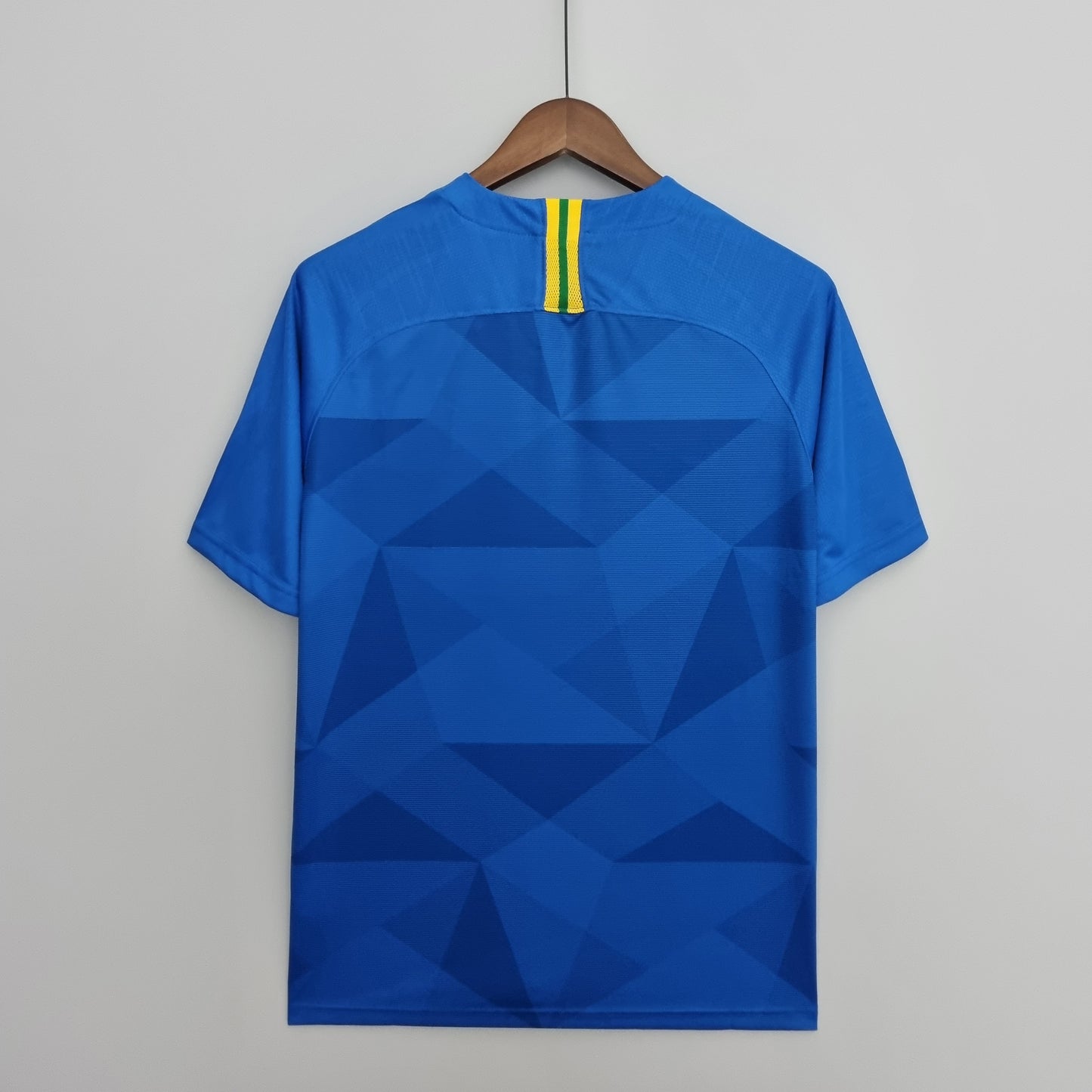 Brasil 2018 Retro Alternativa
