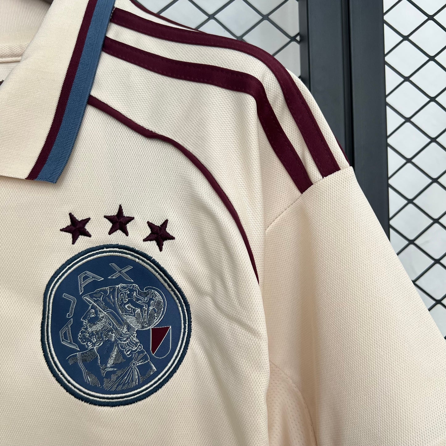 Ajax 25/26 Alternativa 3