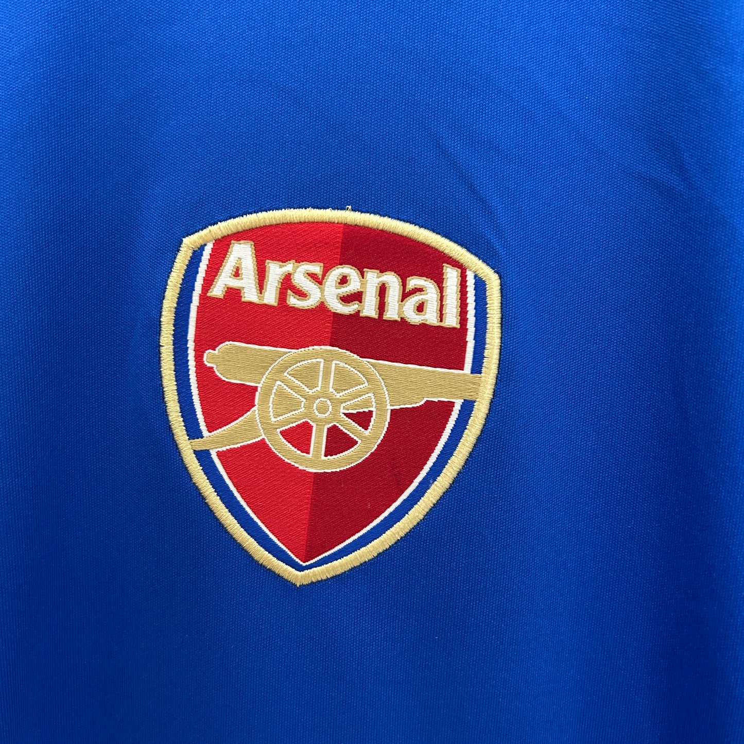 Arsenal Retro 04/05 Alternativa