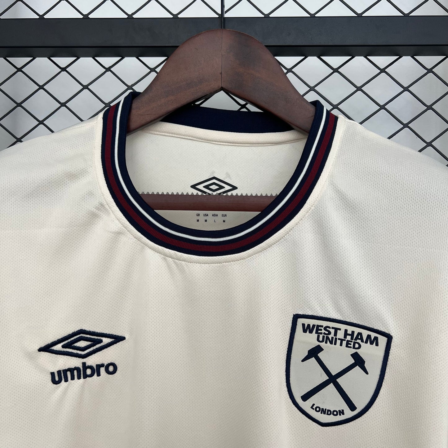 West Ham United 25/26 Alternativa