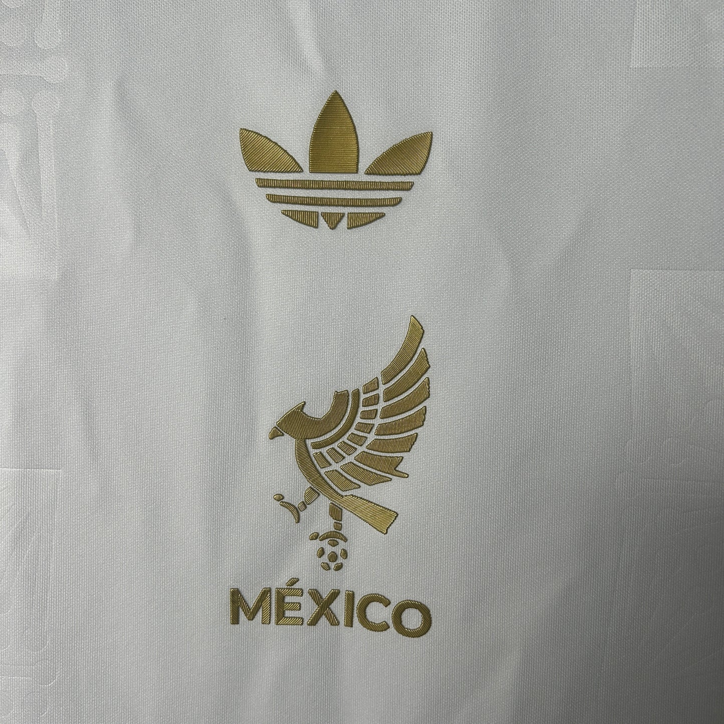 Mexico 2025 Special Edition White