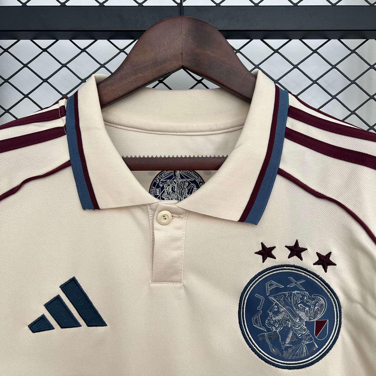 Ajax 25/26 Alternativa 3